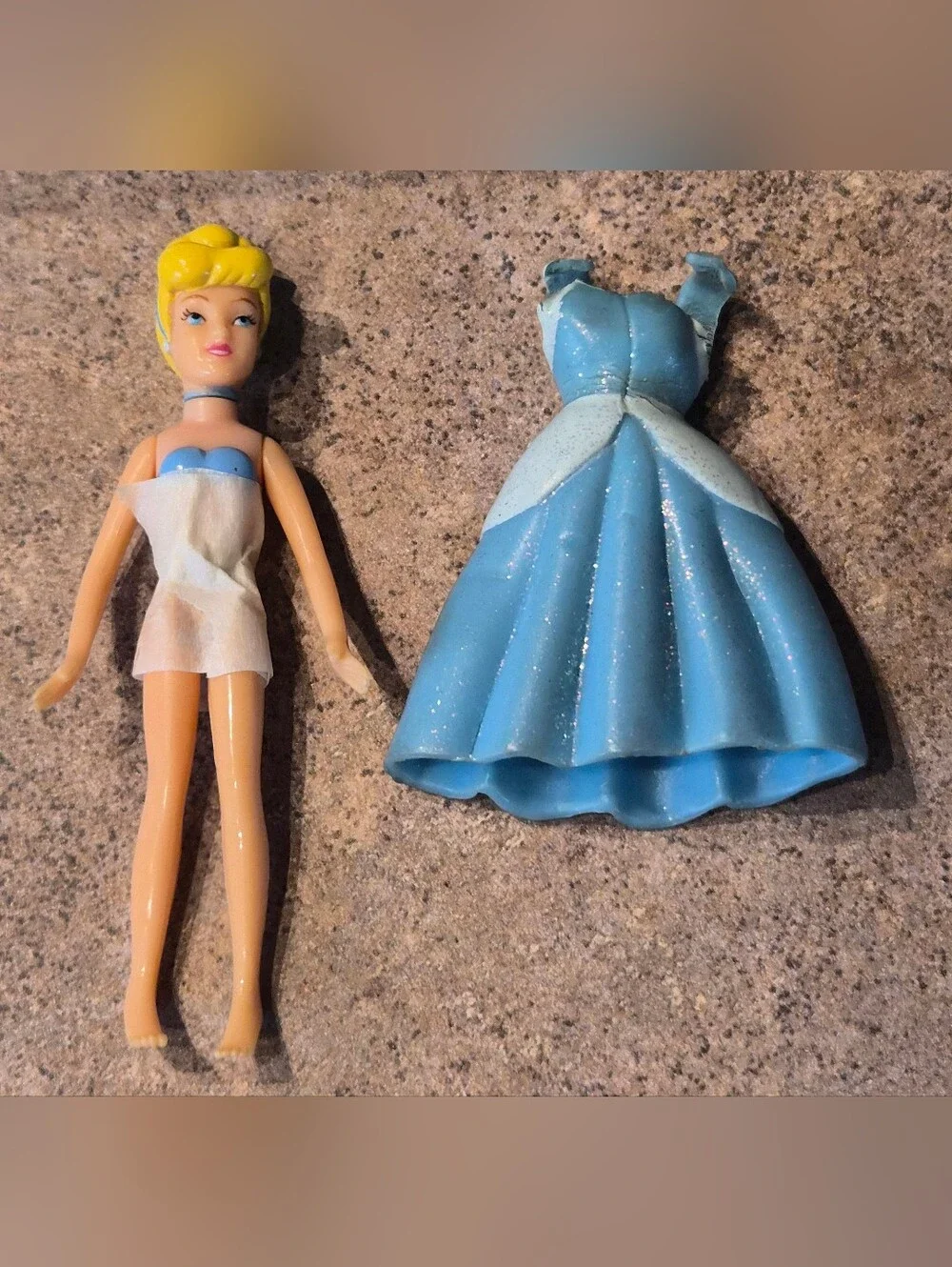 Disney Cinderella Light Blue Mini Wardrobe Play Set with Doll and Dress